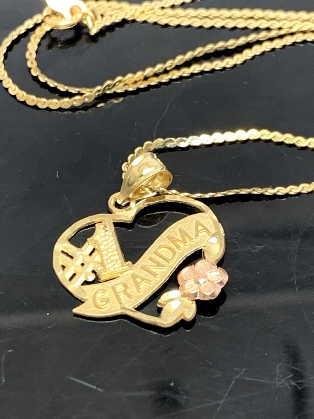 #1 Grandma Heart Pendant 14k Yellow Gold 2.6 Grams Women's Necklace 18'' Long